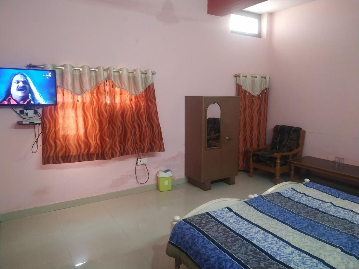 Hotel Shri Mahant Orchha 5 Mint Walking From Ram Raja Temple Zewnętrze zdjęcie