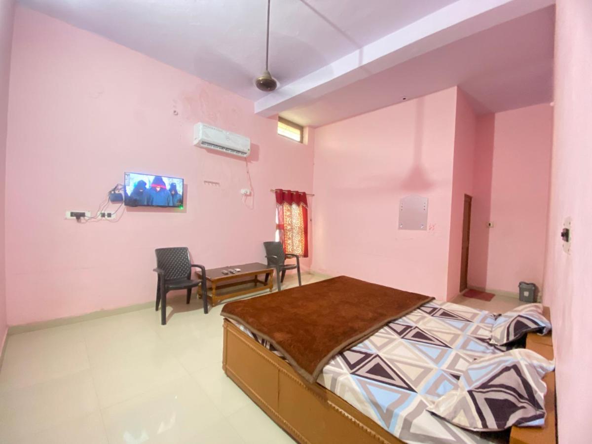 Hotel Shri Mahant Orchha 5 Mint Walking From Ram Raja Temple Zewnętrze zdjęcie