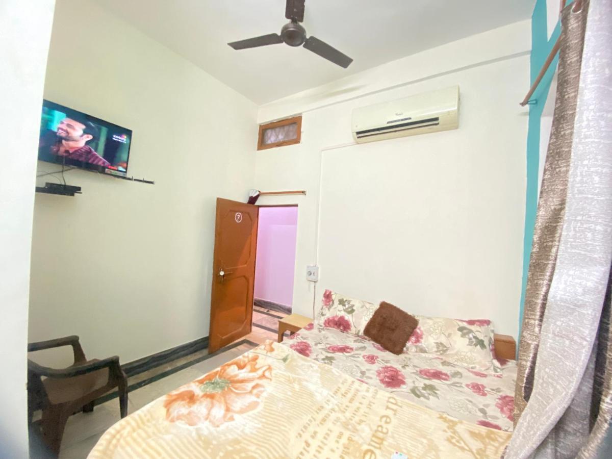Hotel Shri Mahant Orchha 5 Mint Walking From Ram Raja Temple Zewnętrze zdjęcie
