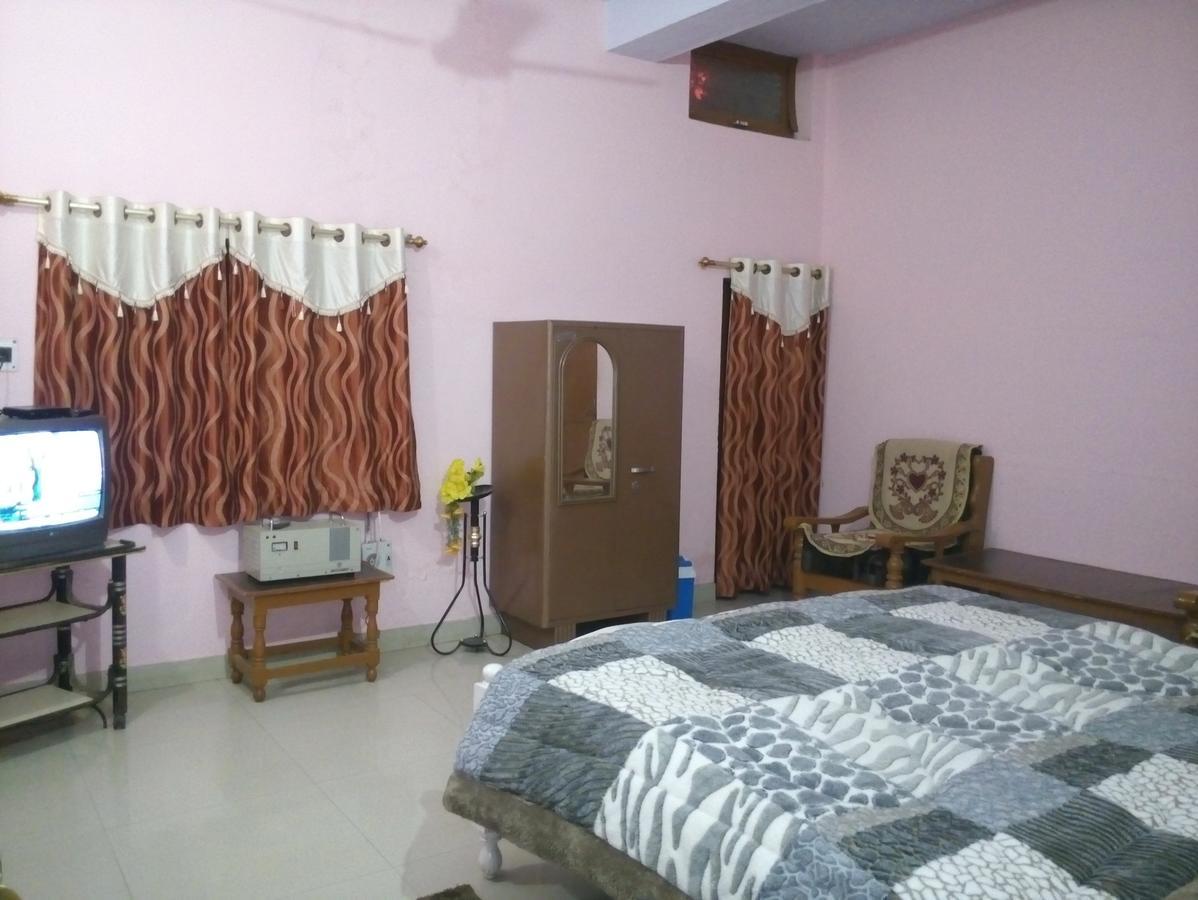 Hotel Shri Mahant Orchha 5 Mint Walking From Ram Raja Temple Zewnętrze zdjęcie