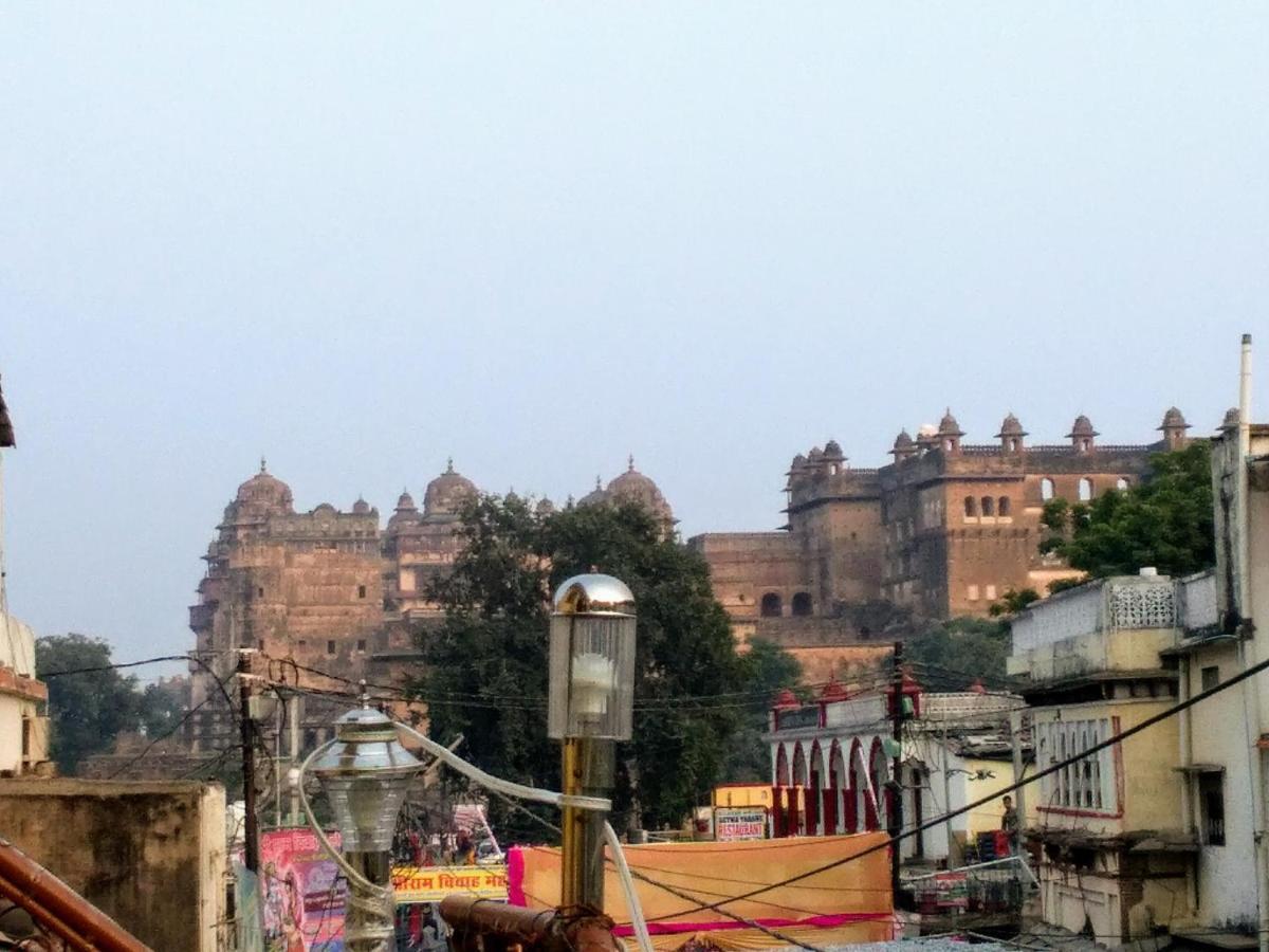 Hotel Shri Mahant Orchha 5 Mint Walking From Ram Raja Temple Zewnętrze zdjęcie